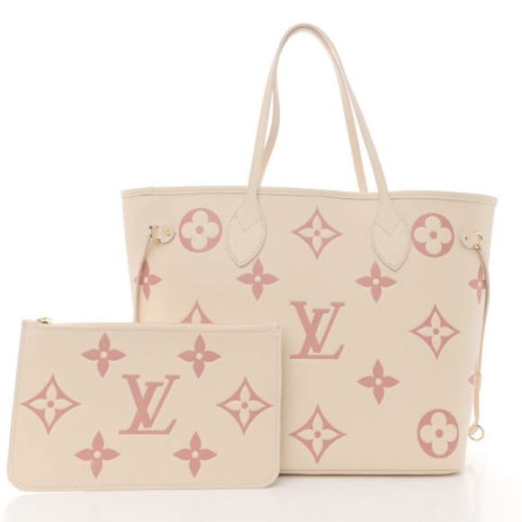 Authentic Louis  Vuitton Wristlet - Picture 13 of 16